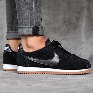 nike cortez all black suede